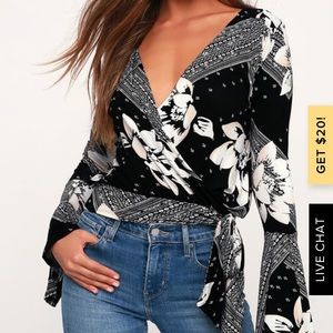 NWT O’Neill Bell Sleeve Wrap Top